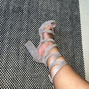 NWT WIDE fit Taupe Platforms